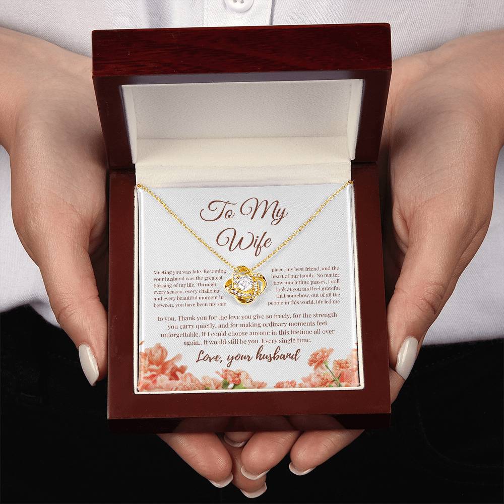 Love Knot Necklace - Vue 4